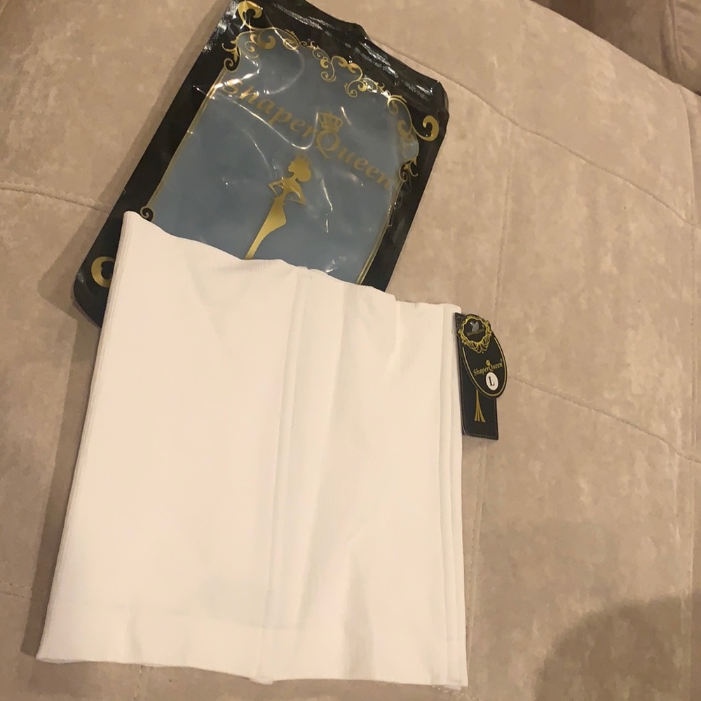 NWT Shape wear size Large